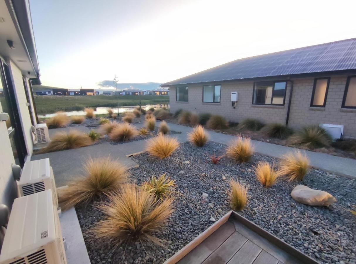 April Apartments Lake Tekapo Eksteriør billede